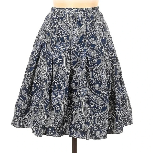 Tommy Hilfiger | Navy & White Paisley A Line Full Pleated Skirt Size 6 Small S - Picture 1 of 2